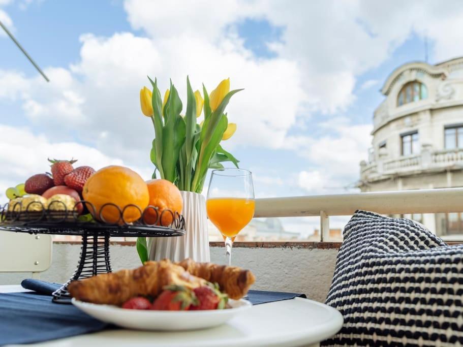 Amazing View Calea Victoriei Old City ブカレスト エクステリア 写真